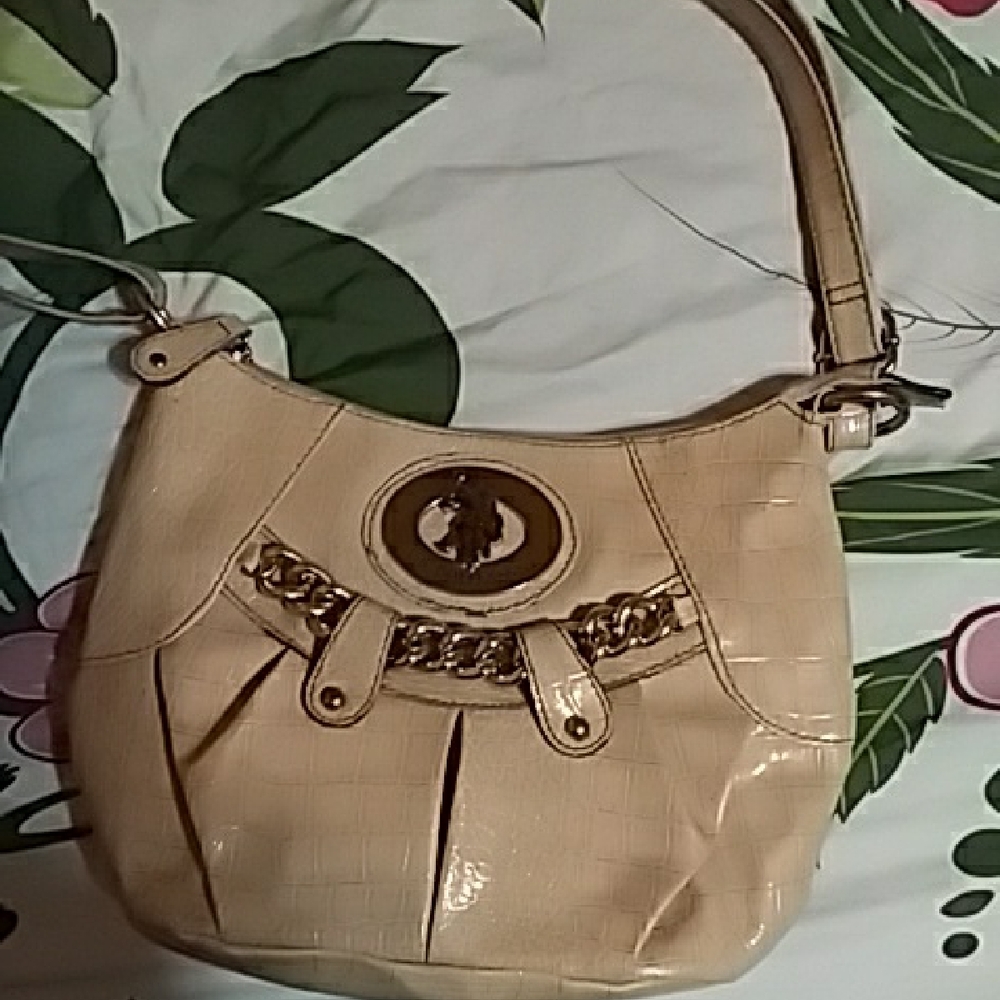 Beige Women's Polo Shoulder Bag with Chain Accent
